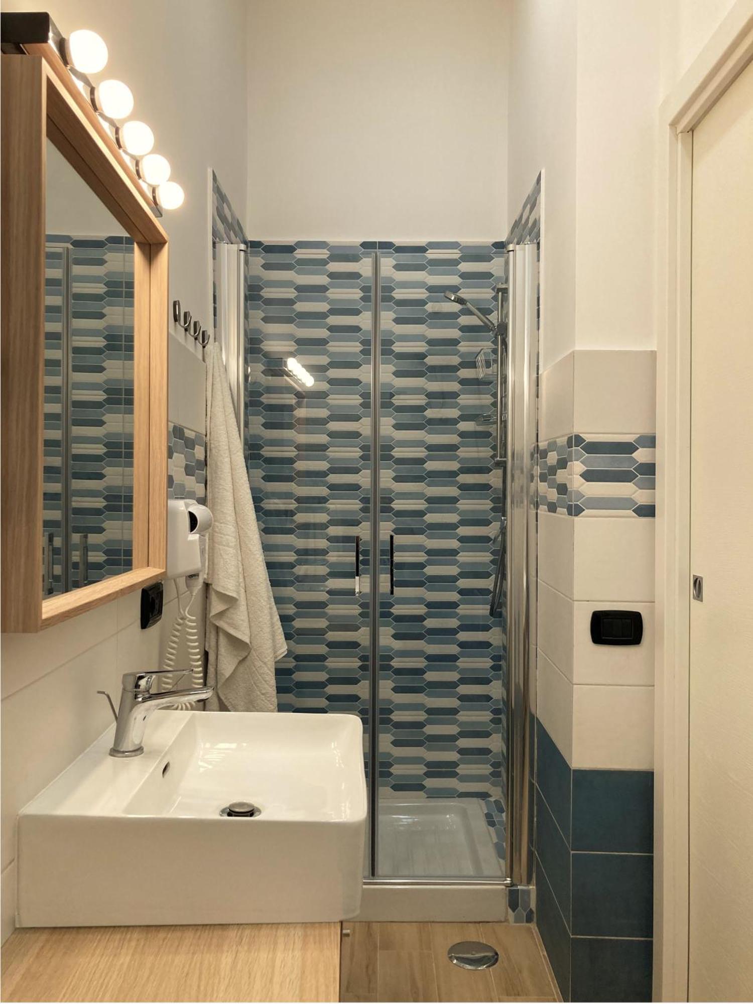 La Casa Blu Nel Cuore Storico Di Napoli Exterior foto
